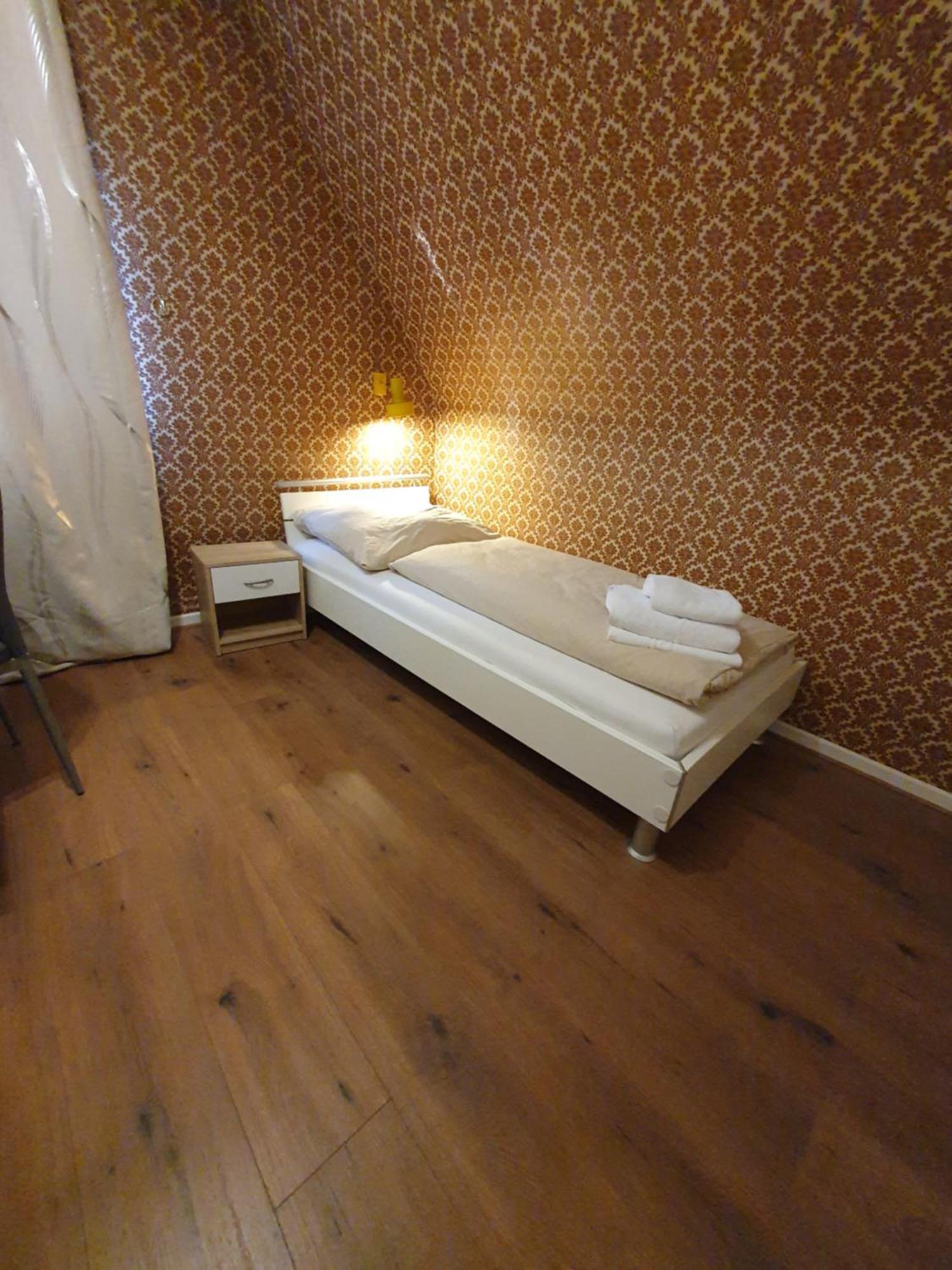 Privatzimmer An Der Uniklinik Maguncia Exterior foto